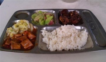 中山市大型工厂食堂外包,900人都满意的食堂承包服务